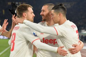 Serie A: Juventus beat Roma 2-1 to retain top spot