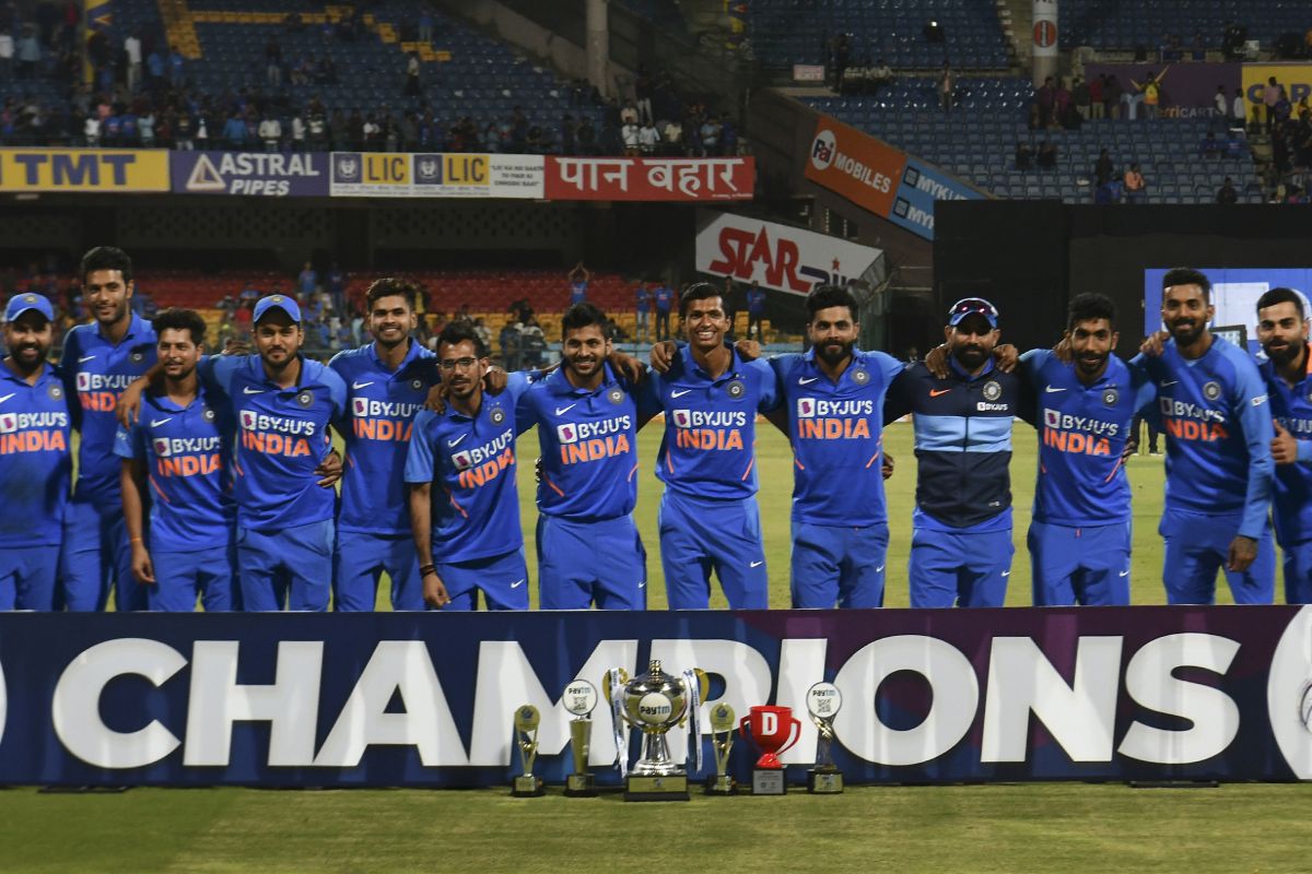 India register 7-wicket win over Australia in 3rd ODI, seal series 2-1