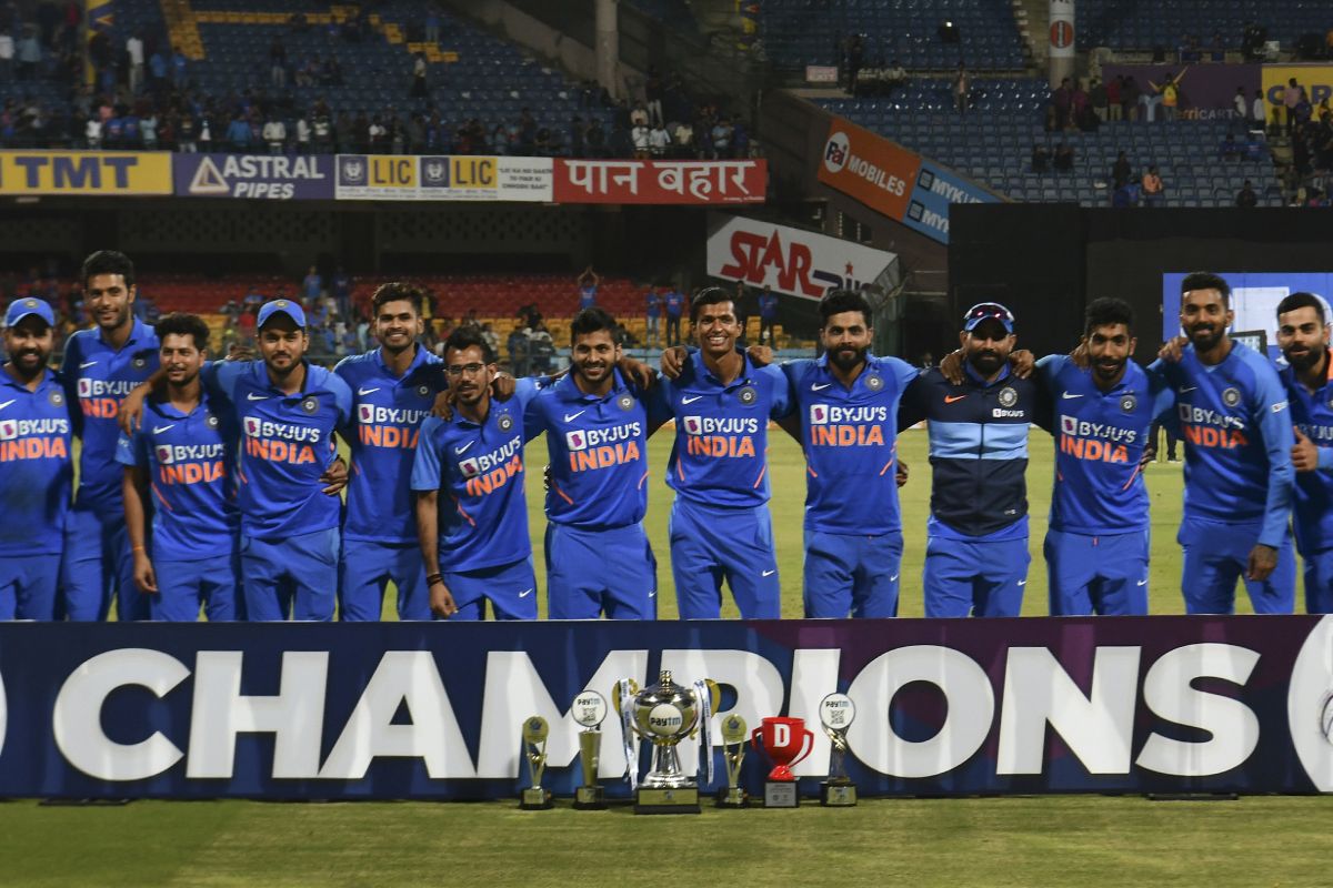 India register 7-wicket win over Australia in 3rd ODI, seal series 2-1