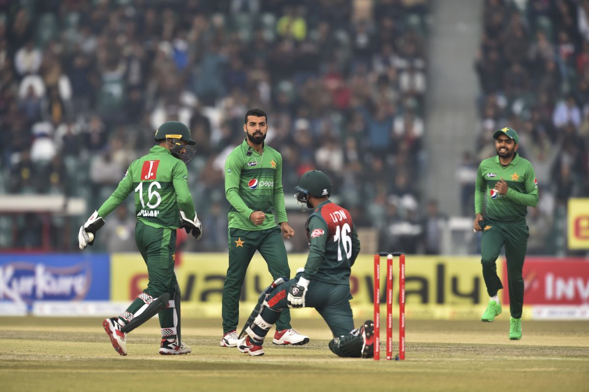 PAK vs BAN, 2nd T20I: Pakistan need 137 runs to seal series