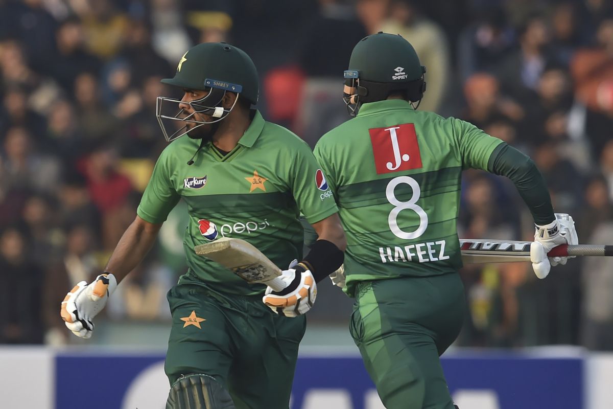 Pakistan thrash Bangladesh by 9 wickets in 2nd T20I to seal series