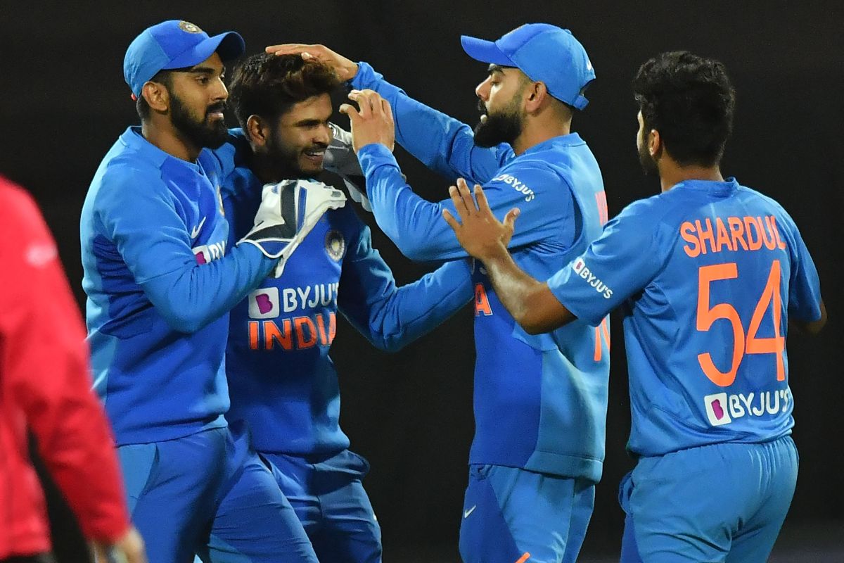 New Zealand’s Super-Over misery continues as India win 4th T20I