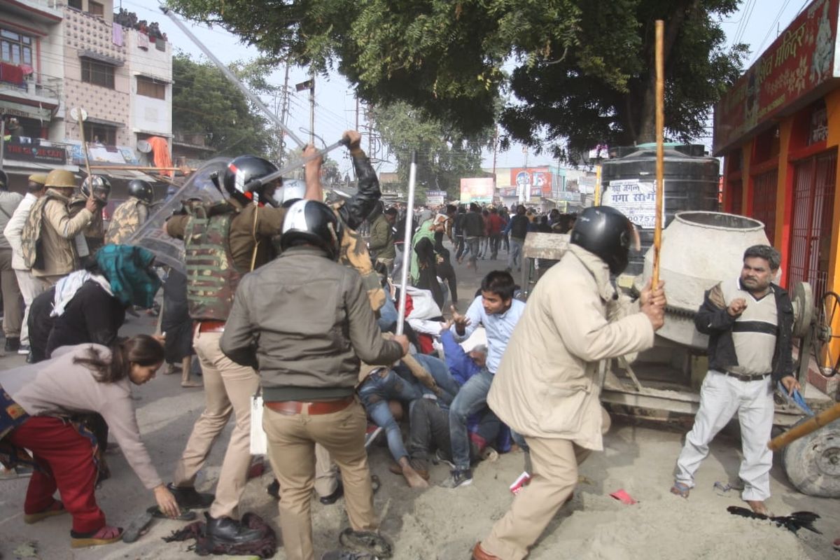 Lucknow court reserves order on bail plea of Sadaf Jafar, IPS officer SR Darapuri, other CAA protesters