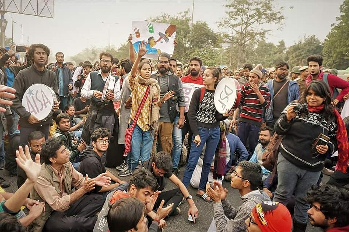 JNU V-C behaving like a ‘mobster who perpetuates violence’: Students’ union