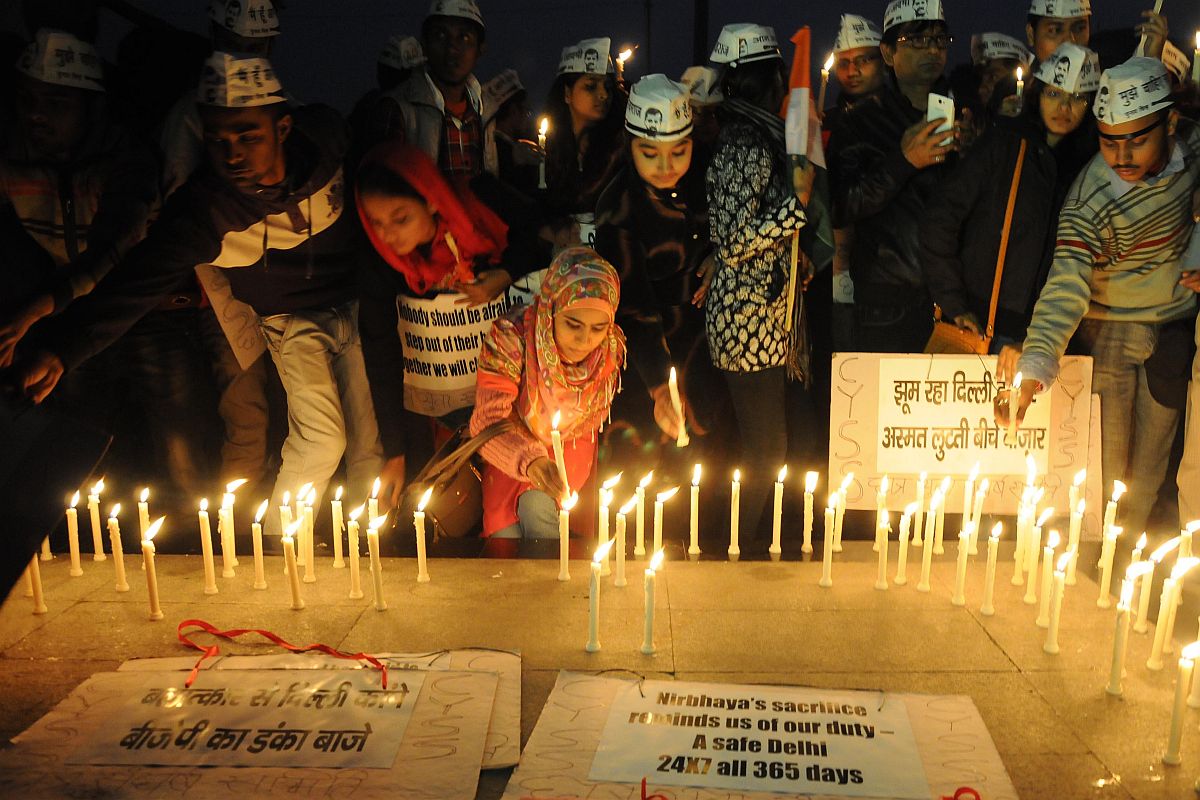 SC dismisses curative petitions of two convicts challenging death penalty in Nirbhaya case