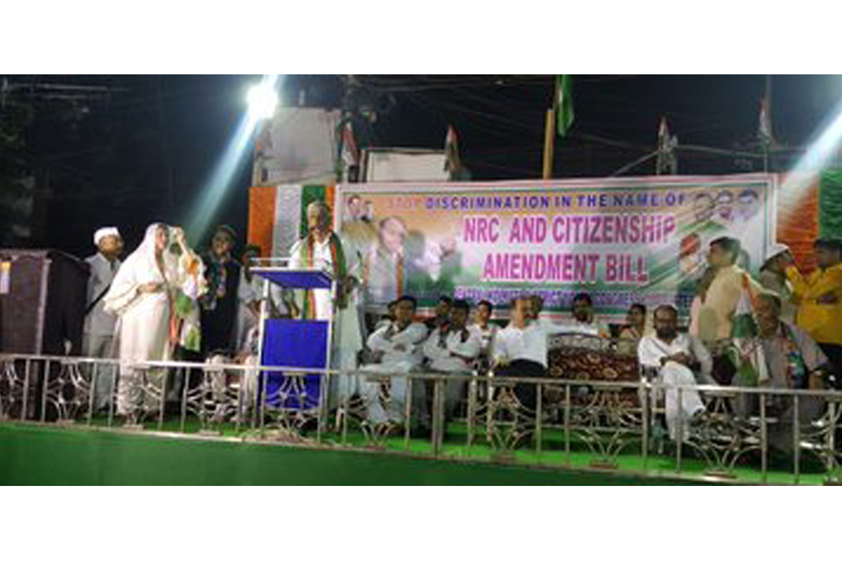 Opp smells Mamata-BJP secret deal; slams Guvs meeting with Speaker