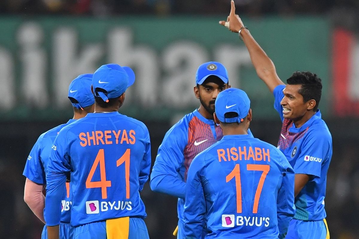 IND vs SL, 2nd T20I: Shardul, Saini help India restrict Sri Lanka to 142