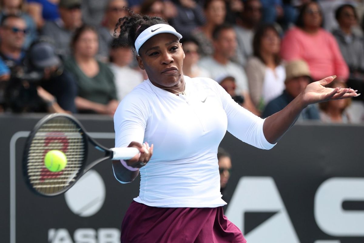 Serena Williams powers past Giorgi for first win of 2020