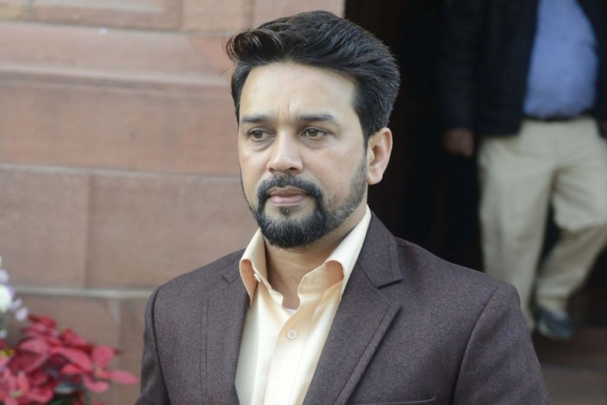 Union Minister Anurag Thakur goads mob to chant ‘goli maro’ at Delhi election campaign