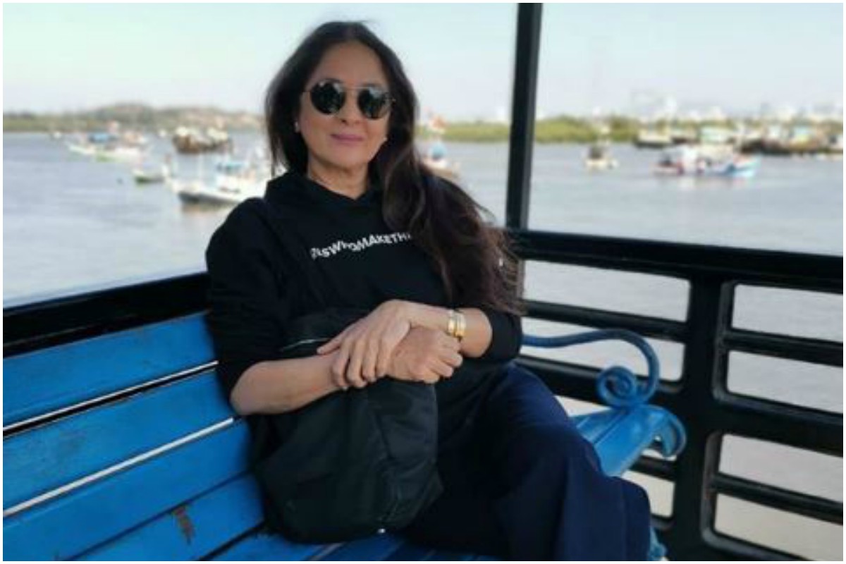Neena Gupta sets trends in casual winter fashion