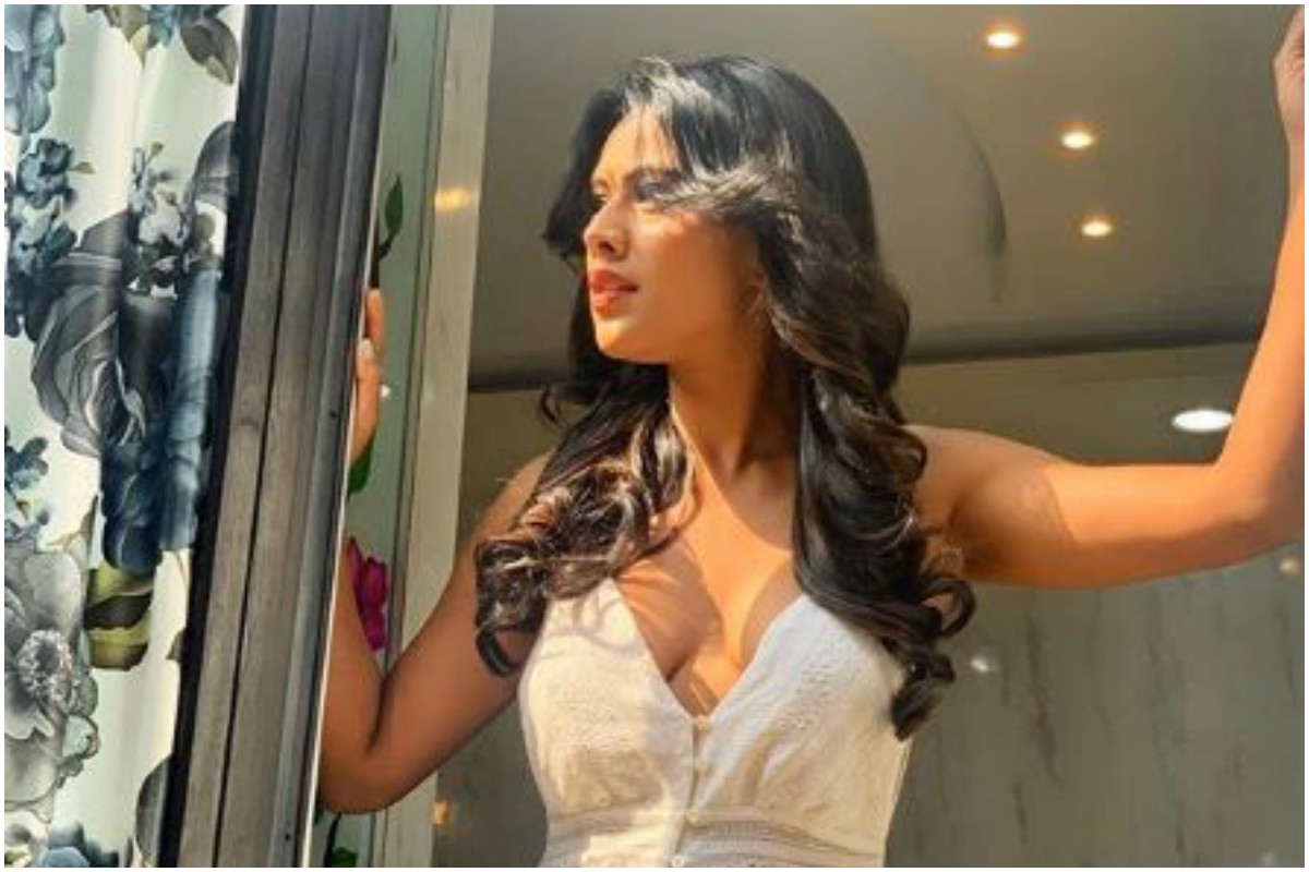 Nia Sharma is just a modern brown girl with goals