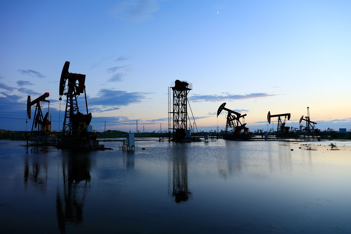 Crude oil futures rates dropped by Rs 12 to Rs 4,374 per barrel