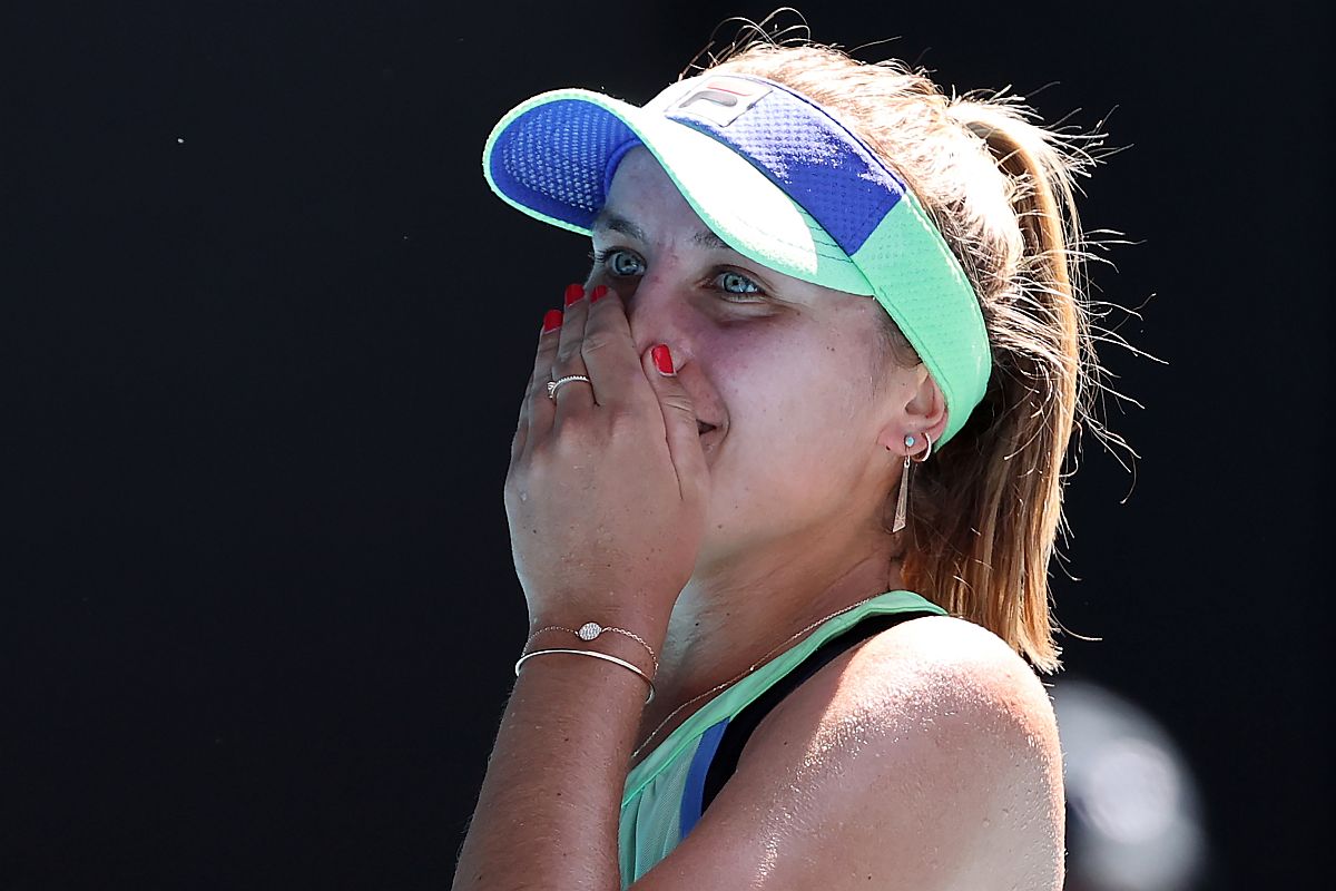 Australian Open 2020: World number 1 Ashleigh Barty ousted in semis by Sofia Kenin