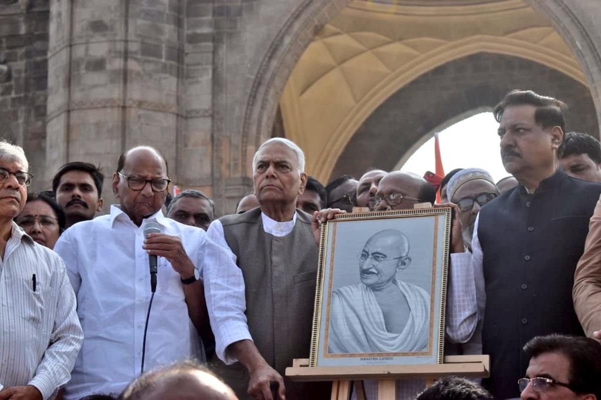 Centre using ‘dictatorial policies’, says NCP chief Sharad Pawar on JNU violence