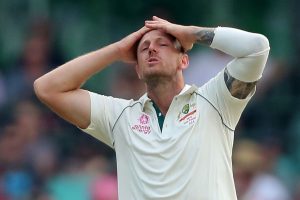 WATCH | James Pattinson gets out in most bizarre manner possible during Sydney Test