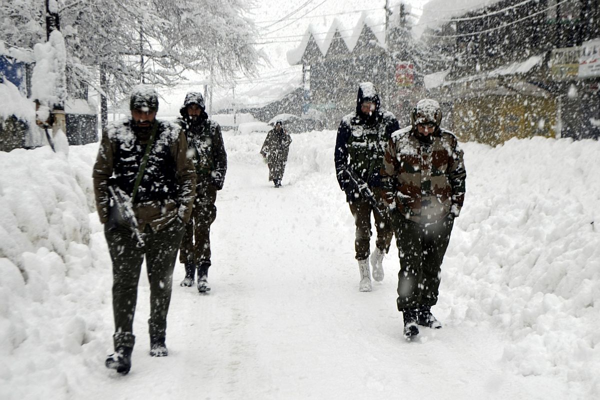 4 soldiers, 1 BSF constable and 5 civilians killed in J-K avalanches