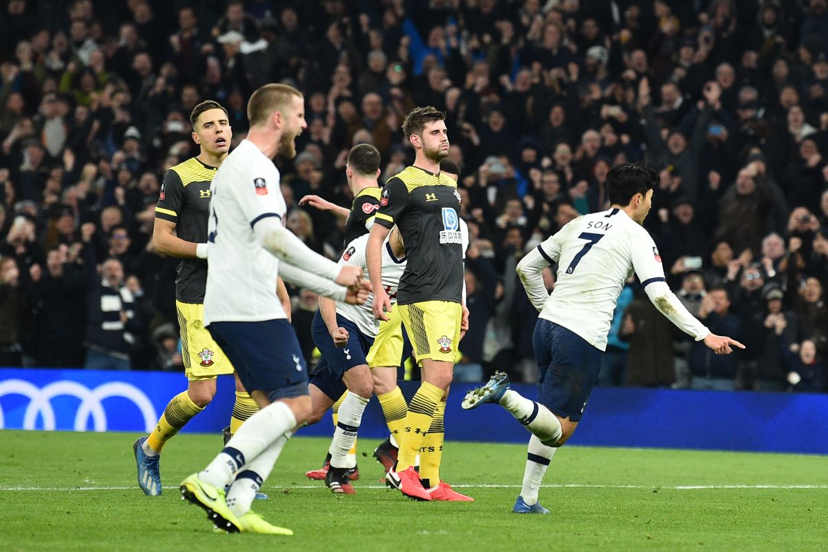 FA Cup: Tottenham pip Southampton in 4th-round replay