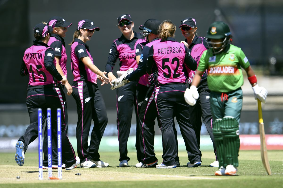 Women's T20 World Cup New Zealand survive scare in lowscoring