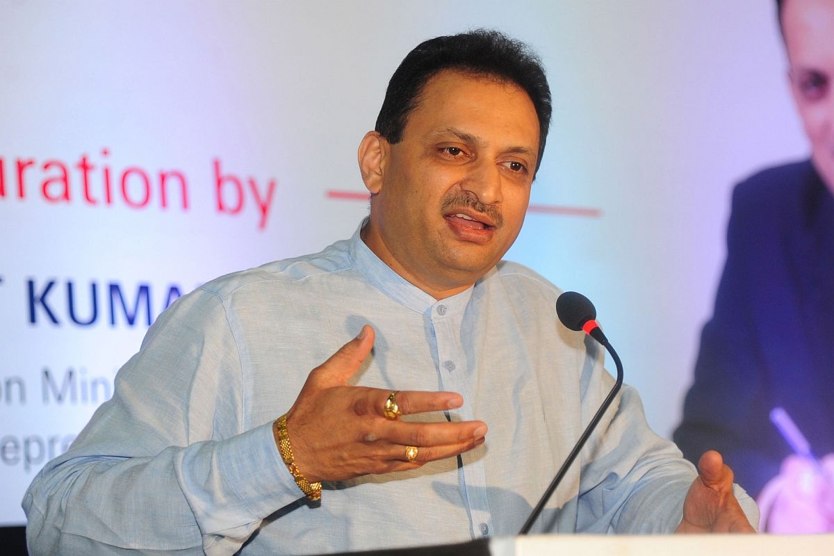 BJP MP Anantkumar Hegde calls Gandhi’s freedom struggle ‘drama’, party seeks apology