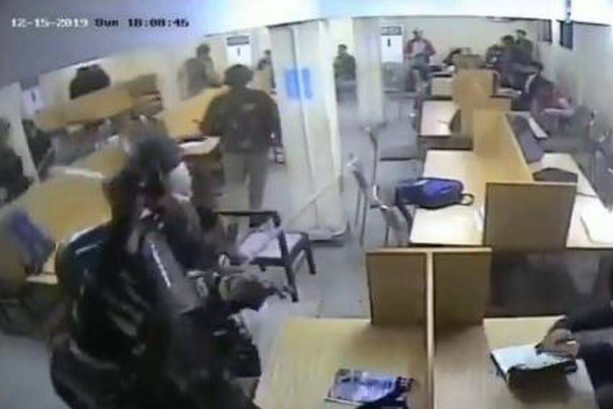 Delhi HC notice to Centre, govt as new videos on Jamia violence emerge; police says will probe