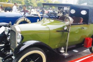 The Statesman Vintage and Classic Car Rally: Springboard to Springtime