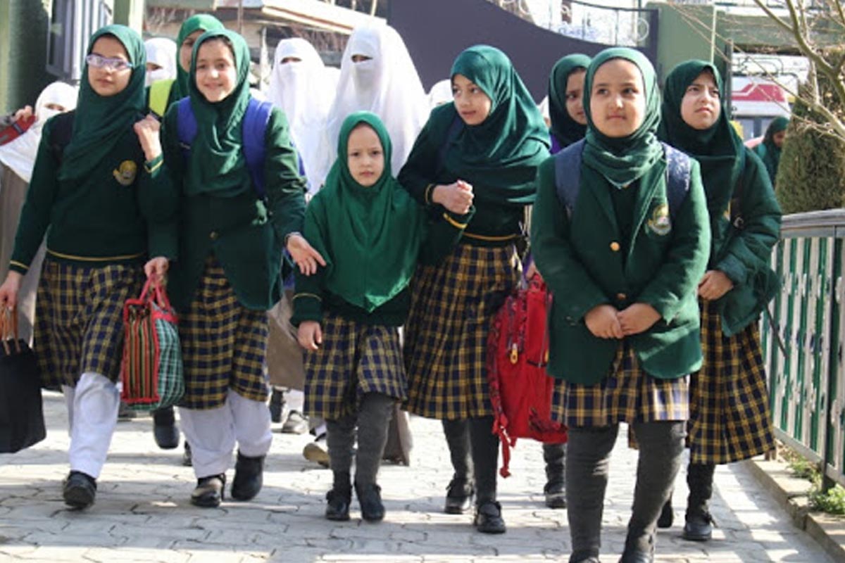 Schools to reopen after 7 months in Kashmir