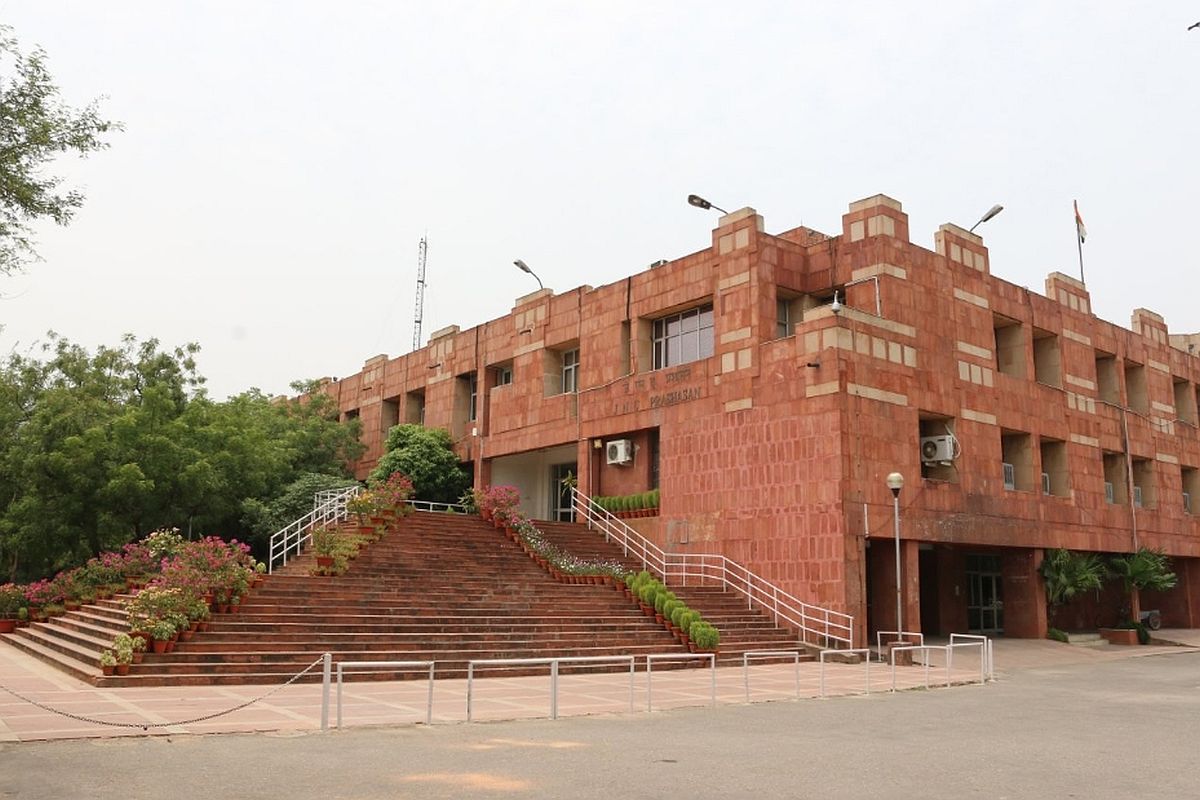JNU students unions clash over serving non vegetarian food