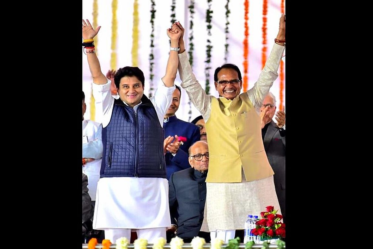 ‘Swagat hai Maharaj’: Shivraj Singh Chauhan welcomes Jyotiraditya Scindia in BJP
