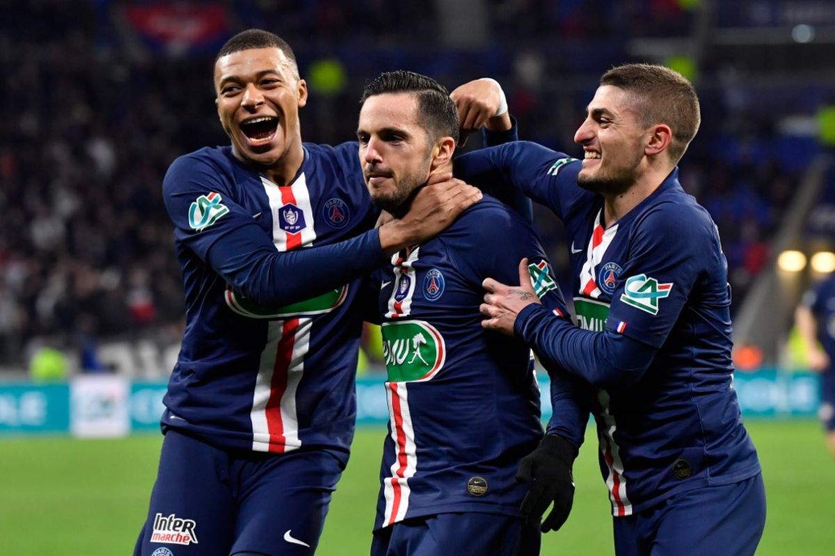 Paris Saint-Germain dedicate Ligue 1 title to ‘healthcare staff and everyday heroes’