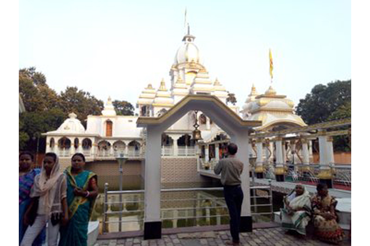Basant Utsav observed at Lahiri Baba Ashram