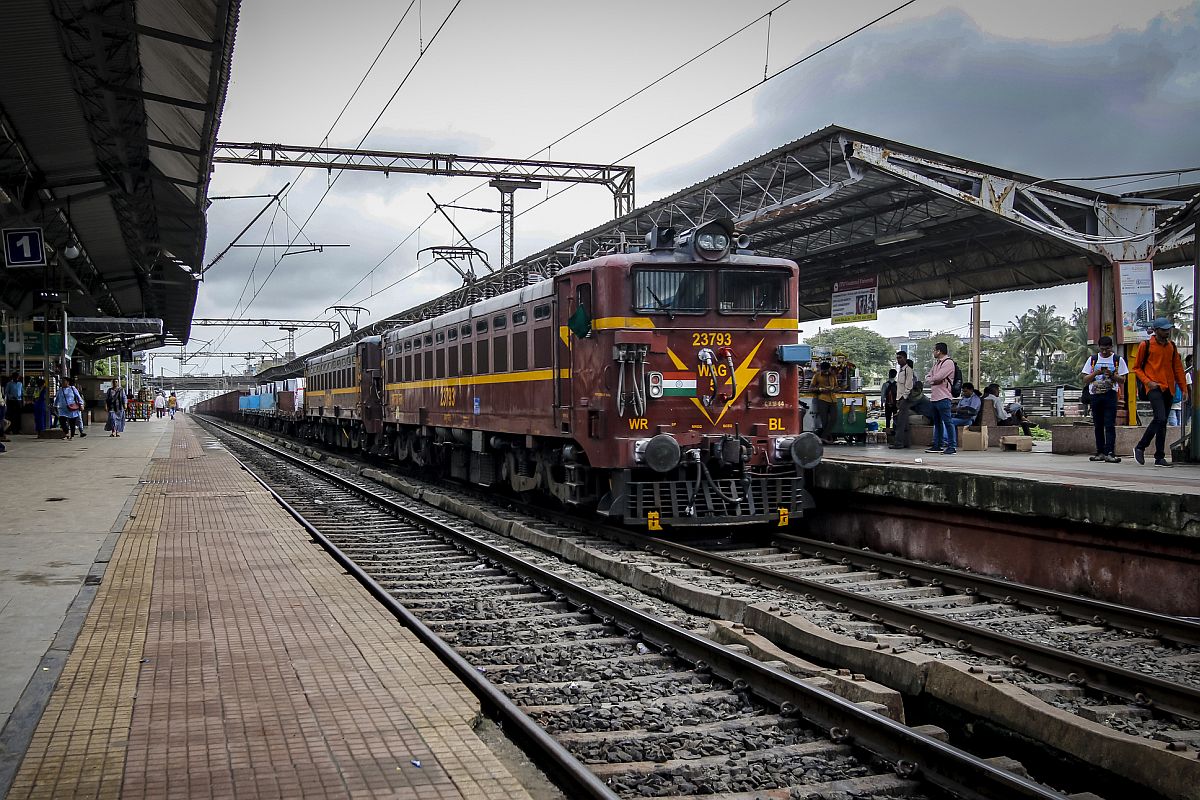 ‘Avoid travel, postpone all journeys,’ says Railways as 12 passengers infected with Coronavirus
