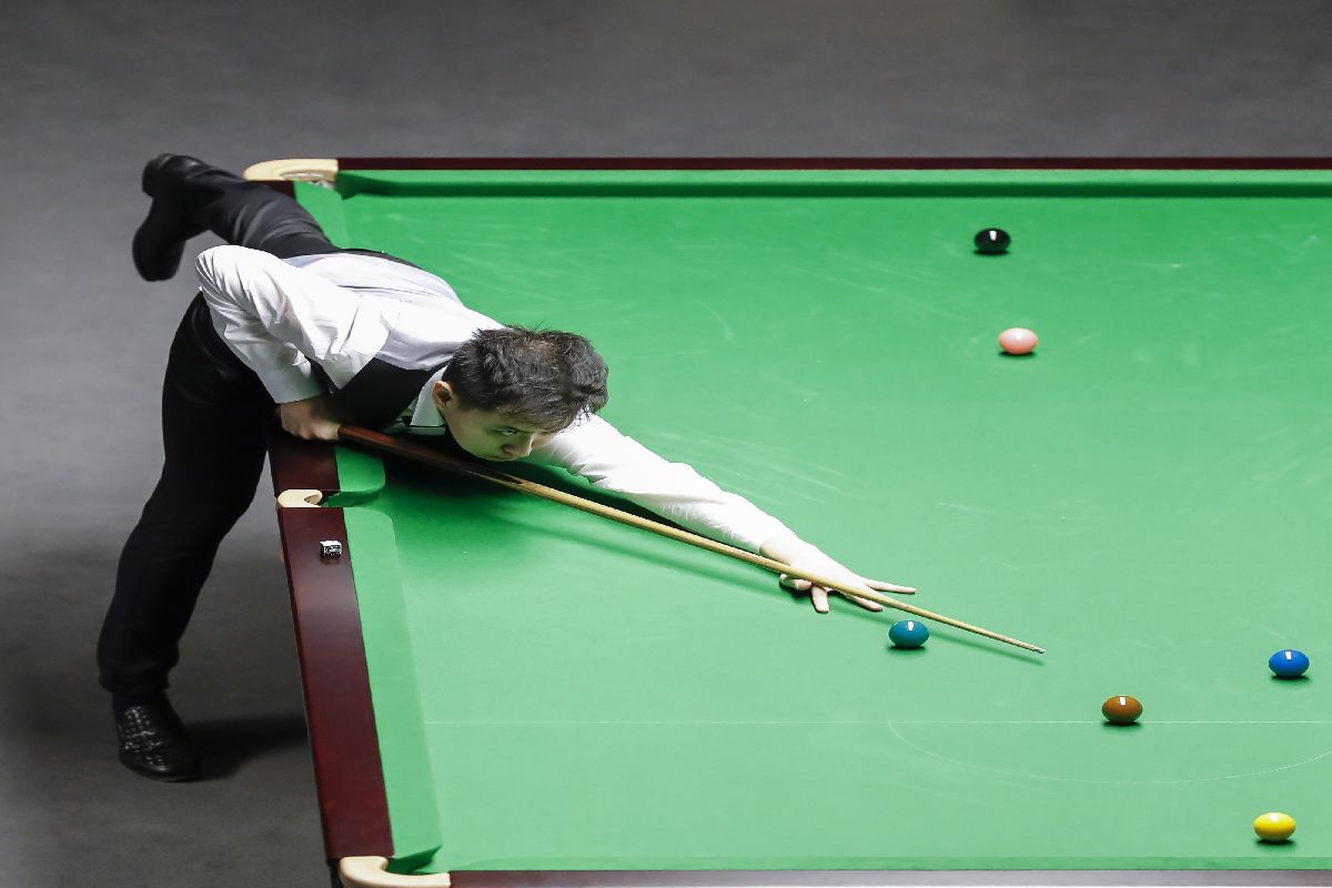 Snooker World Championship postponed due to Covid-19 outbreak