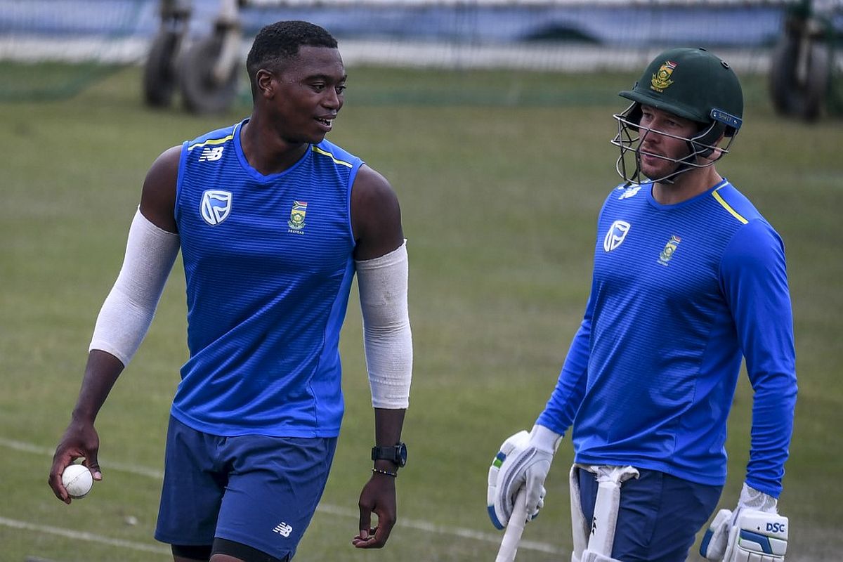Returning South African team checks in for Kolkata stopover