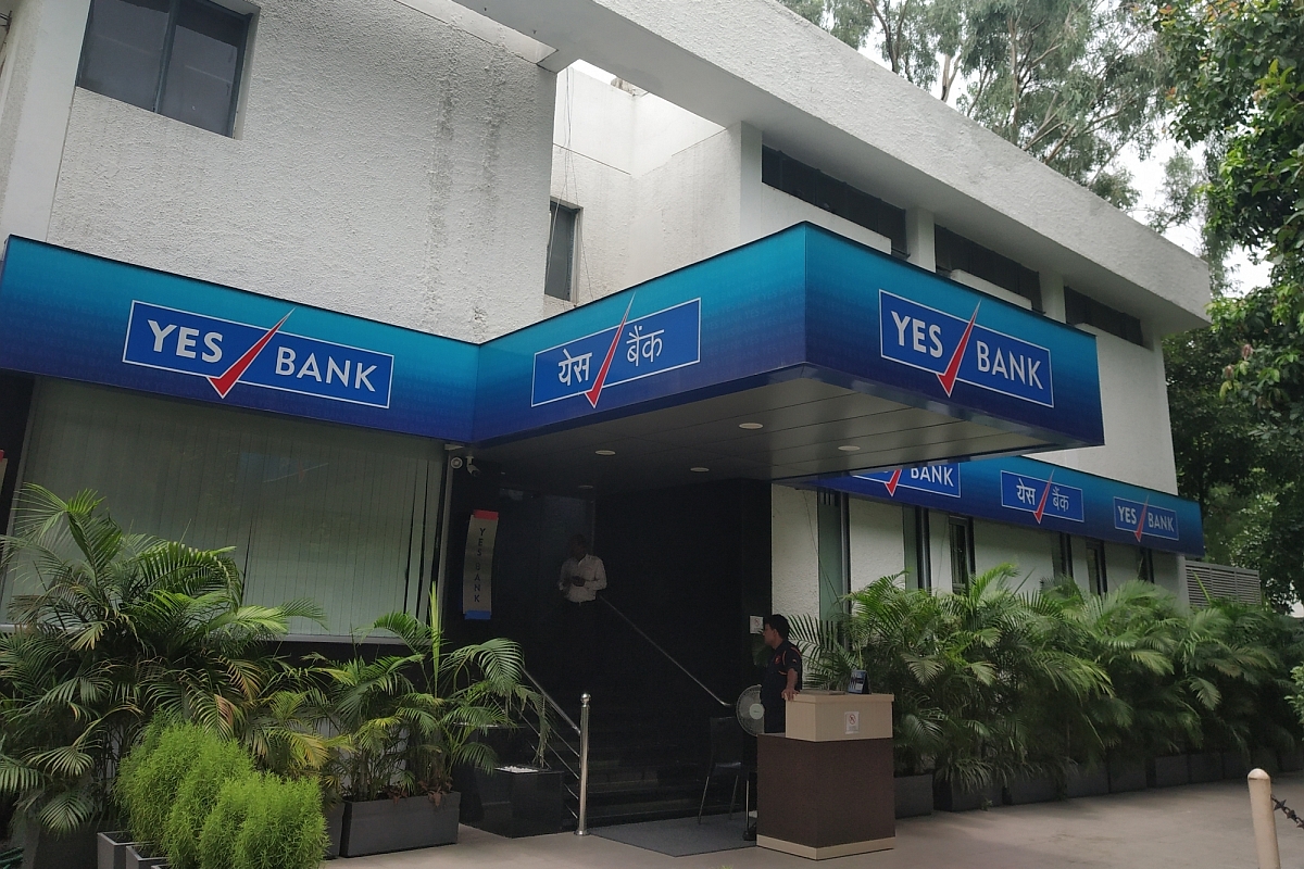 Debit card holders can withdraw money from ATMs: YES Bank’s late-night tweet