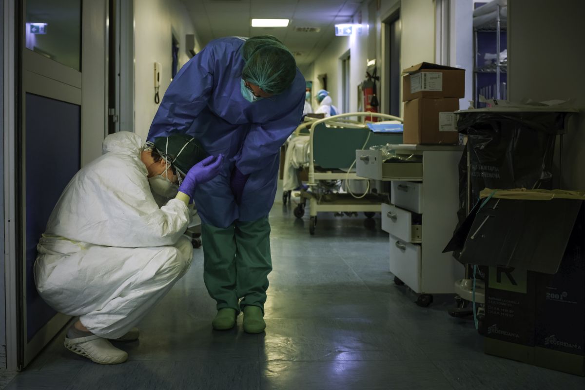 Coronavirus pandemic: Global death toll crosses 30,000; China identifies first patient