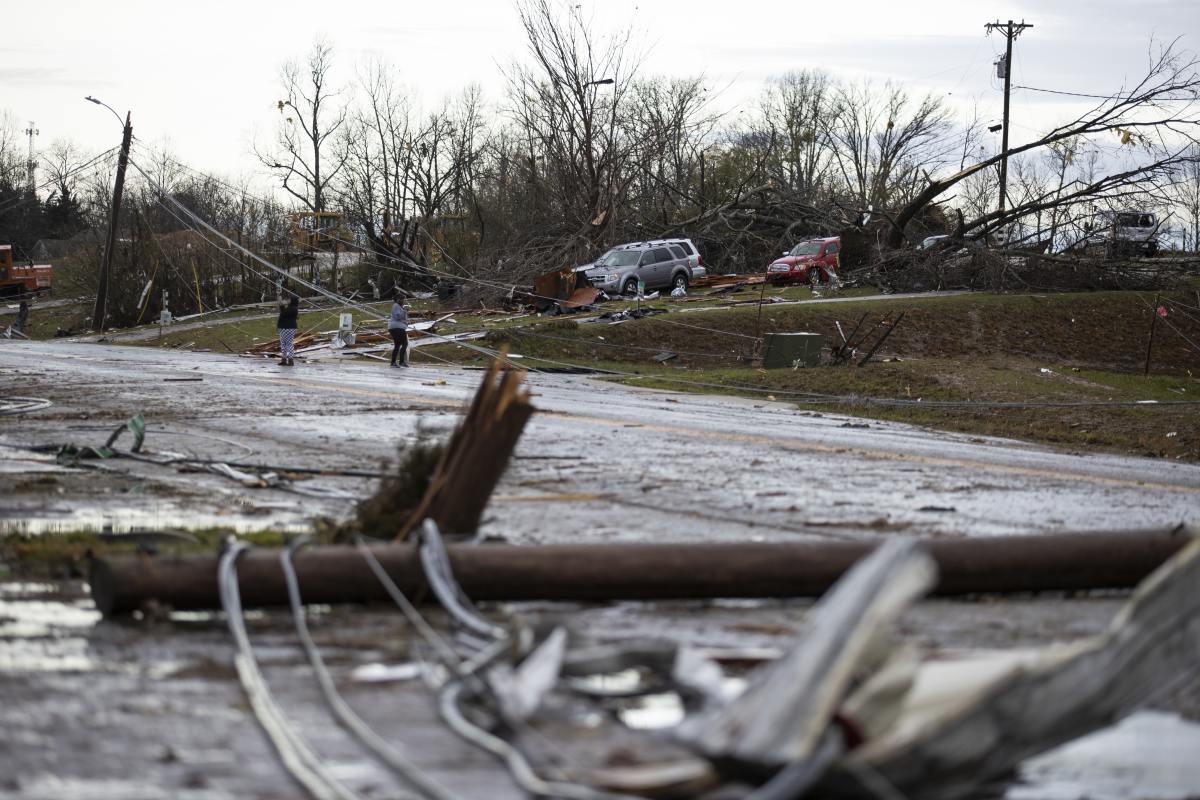 25 dead in Tennesse after tornado rip through the state