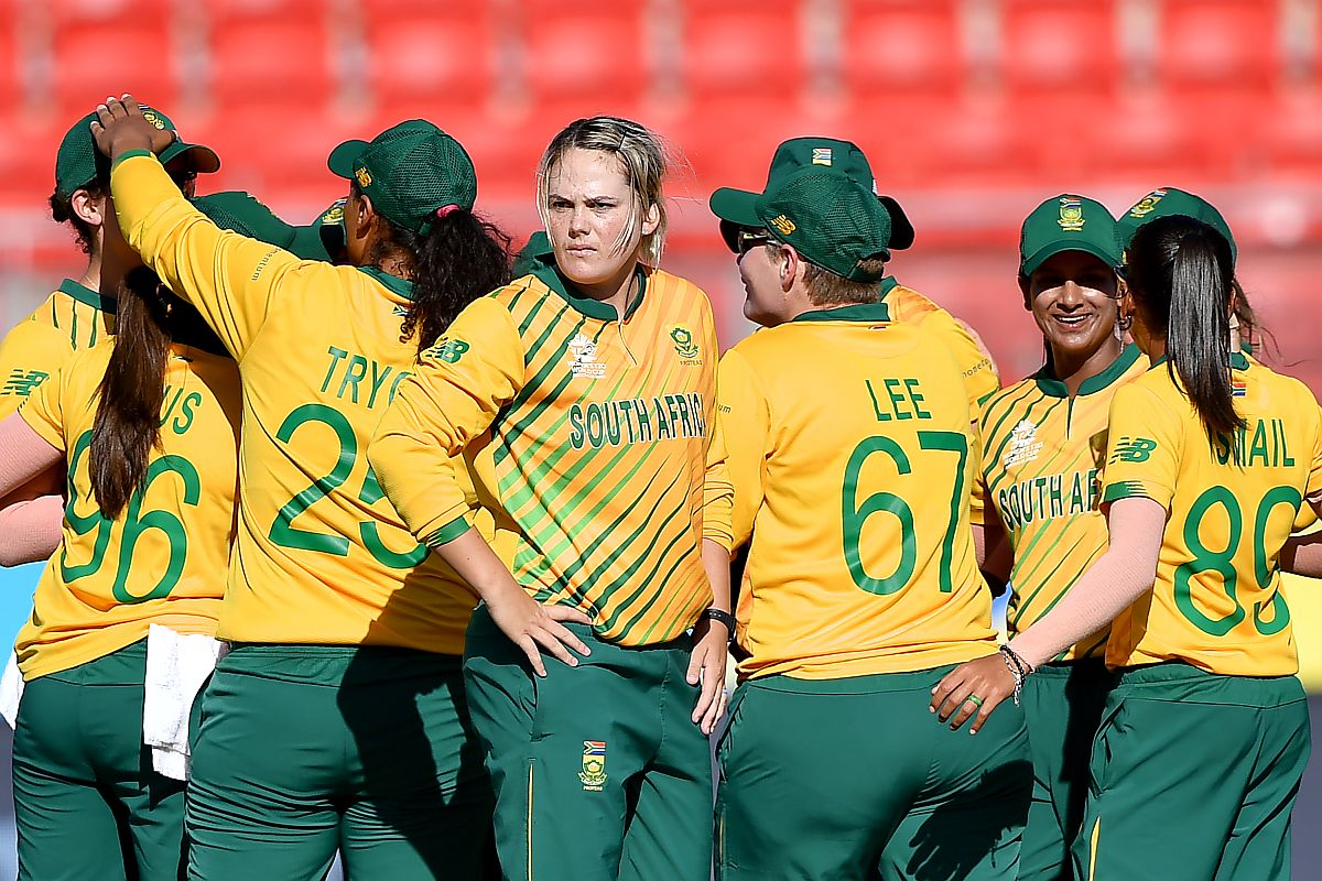 Women’s T20 World Cup: South Africa seal semi-final spot with win over Pakistan