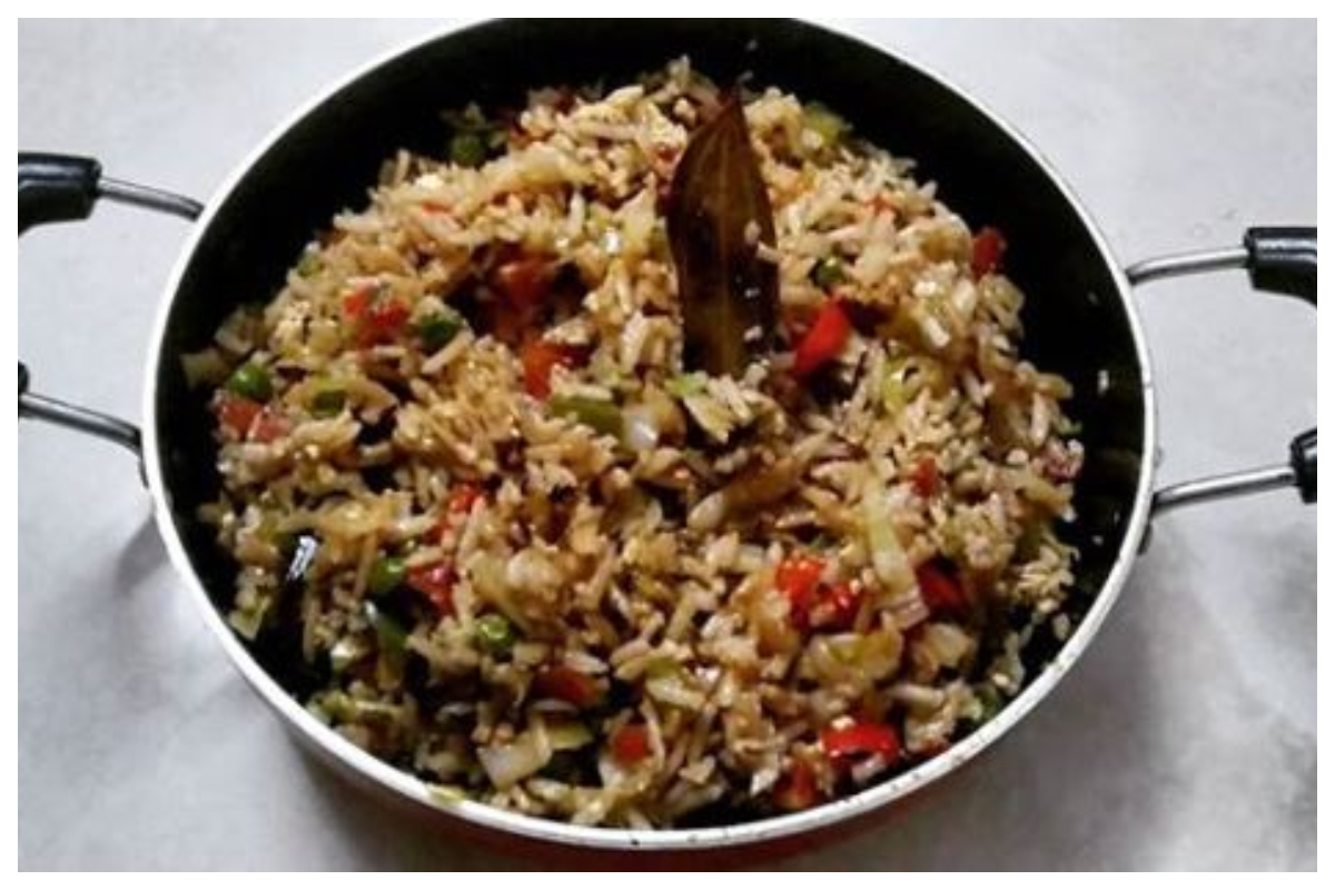 How to make nutritious vegetable brown rice pulao at home?
