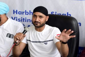 Can use 2 new balls from both ends: Harbhajan Singh’s solution to saliva ban