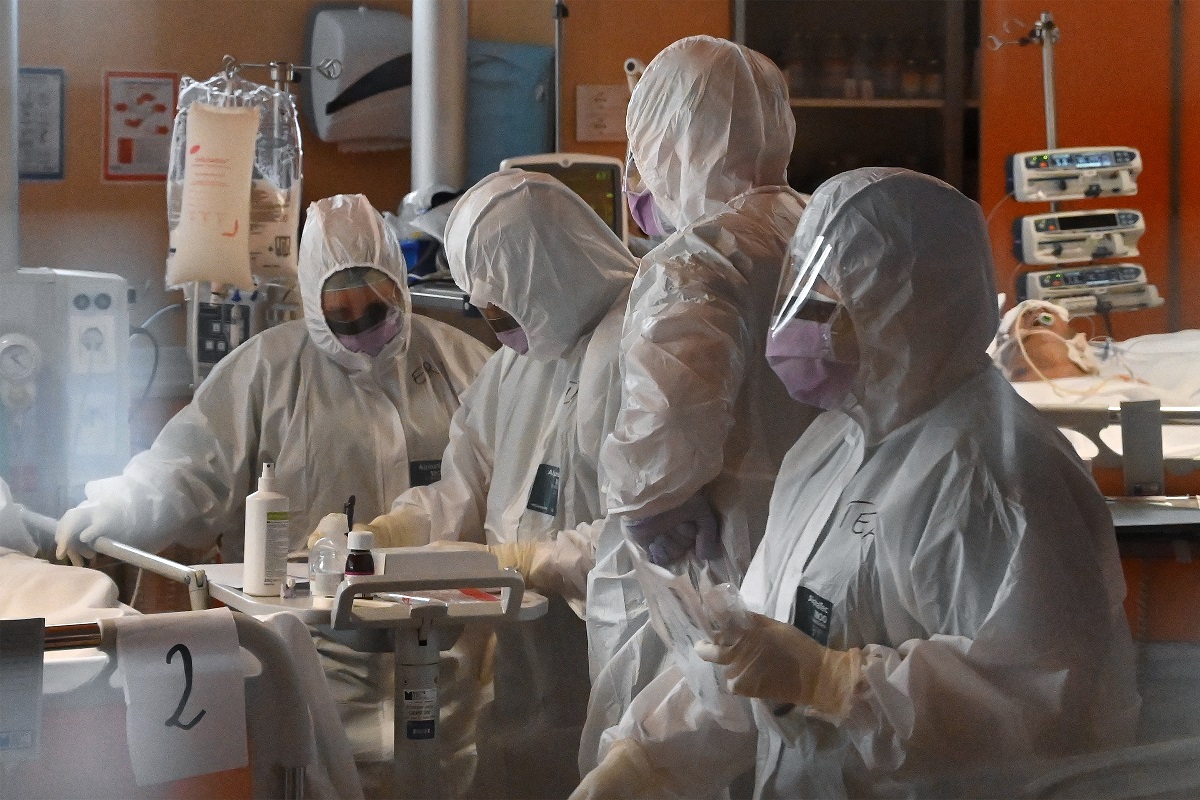 WHO says Coronavirus spreads through respiratory droplets, close contacts; not through air