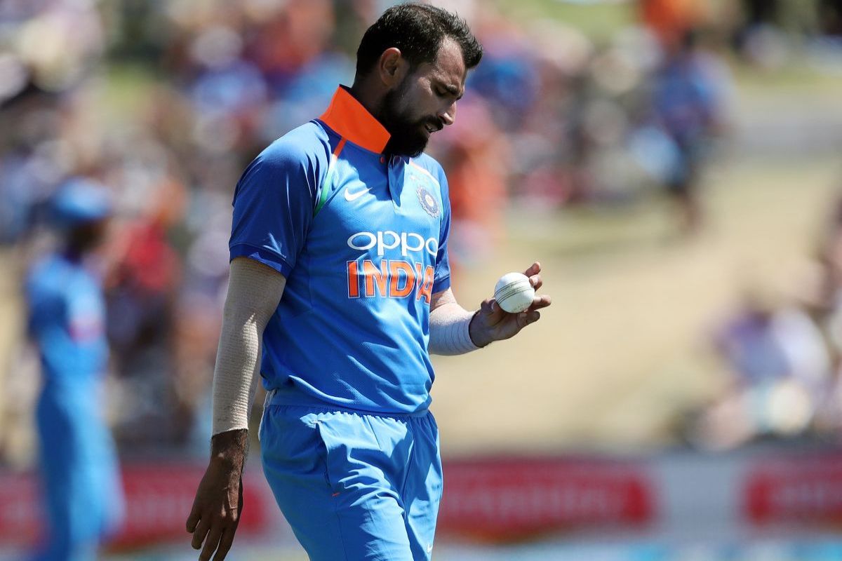 Watch | Mohammed Shami plays indoor cricket, asks fans for rules