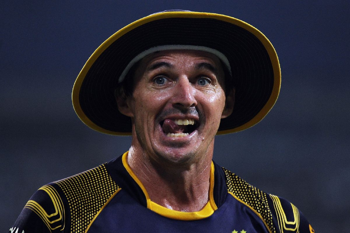 Use charter planes to bring players for T20 WC in Australia: Brad Hogg