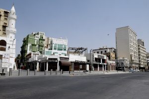 Coronavirus pandemic: Saudi Arabia imposes 24-hr curfew on Mecca, Medina