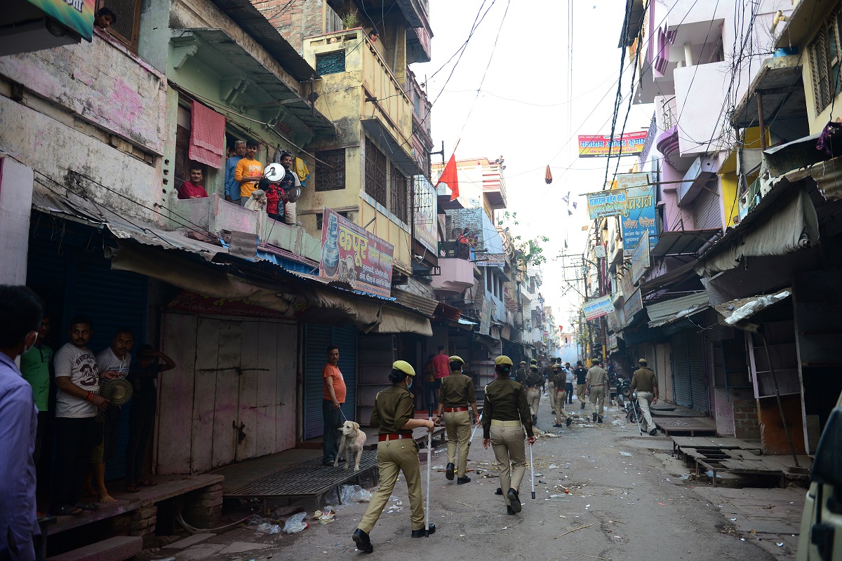 12 injured in clash during ration distribution in Uttar Pradesh’s Aligarh amid lockdown