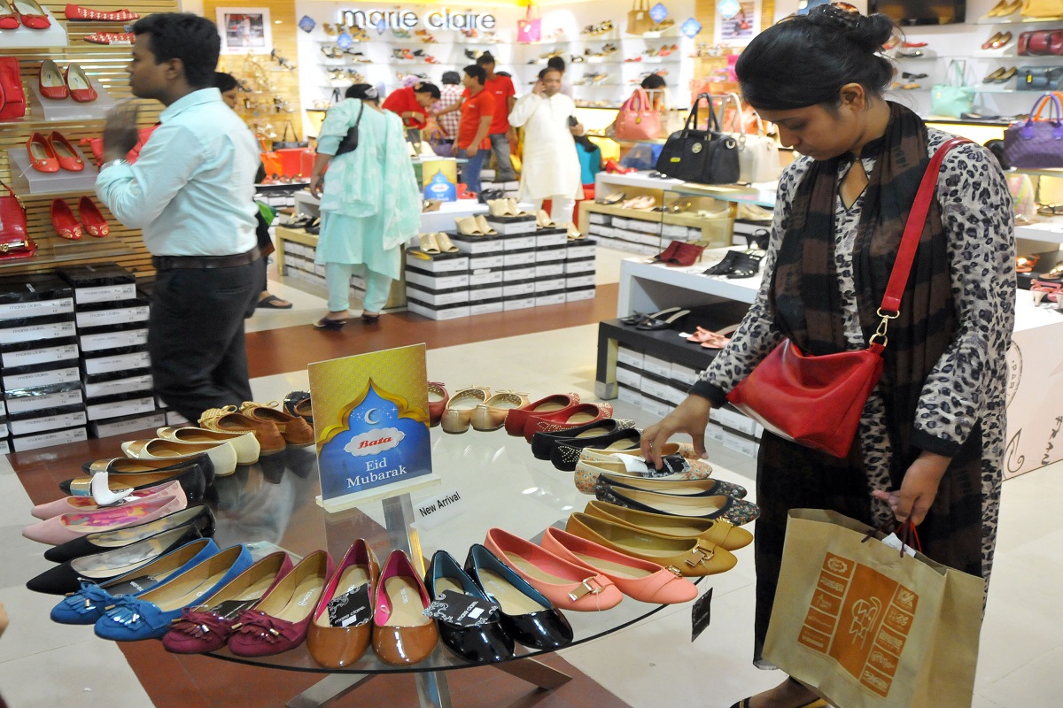 Coronavirus pandemic: Bangladesh to reopen shopping malls ahead of Eid
