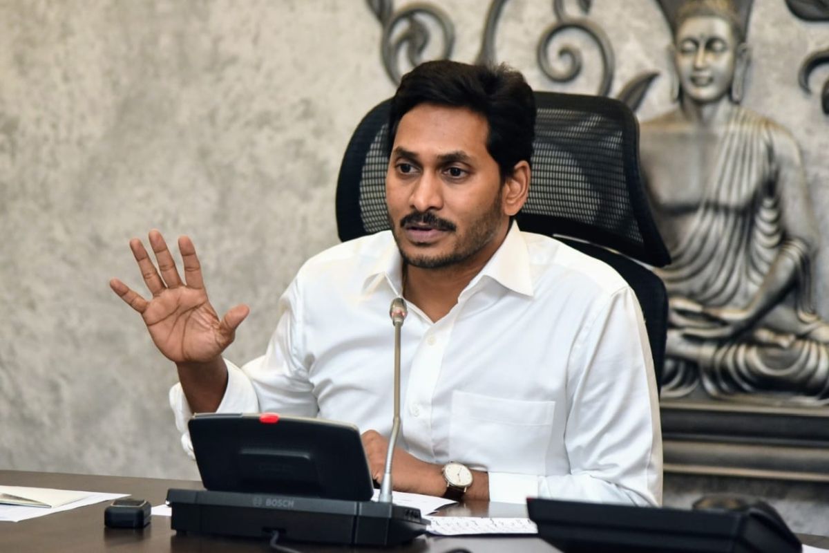 YSR clears air on POSCO invitation to Kadapa