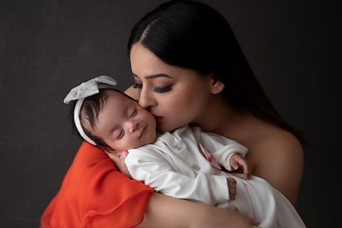 Mahhi Vij: Feeding daughter for first time extremely emotional