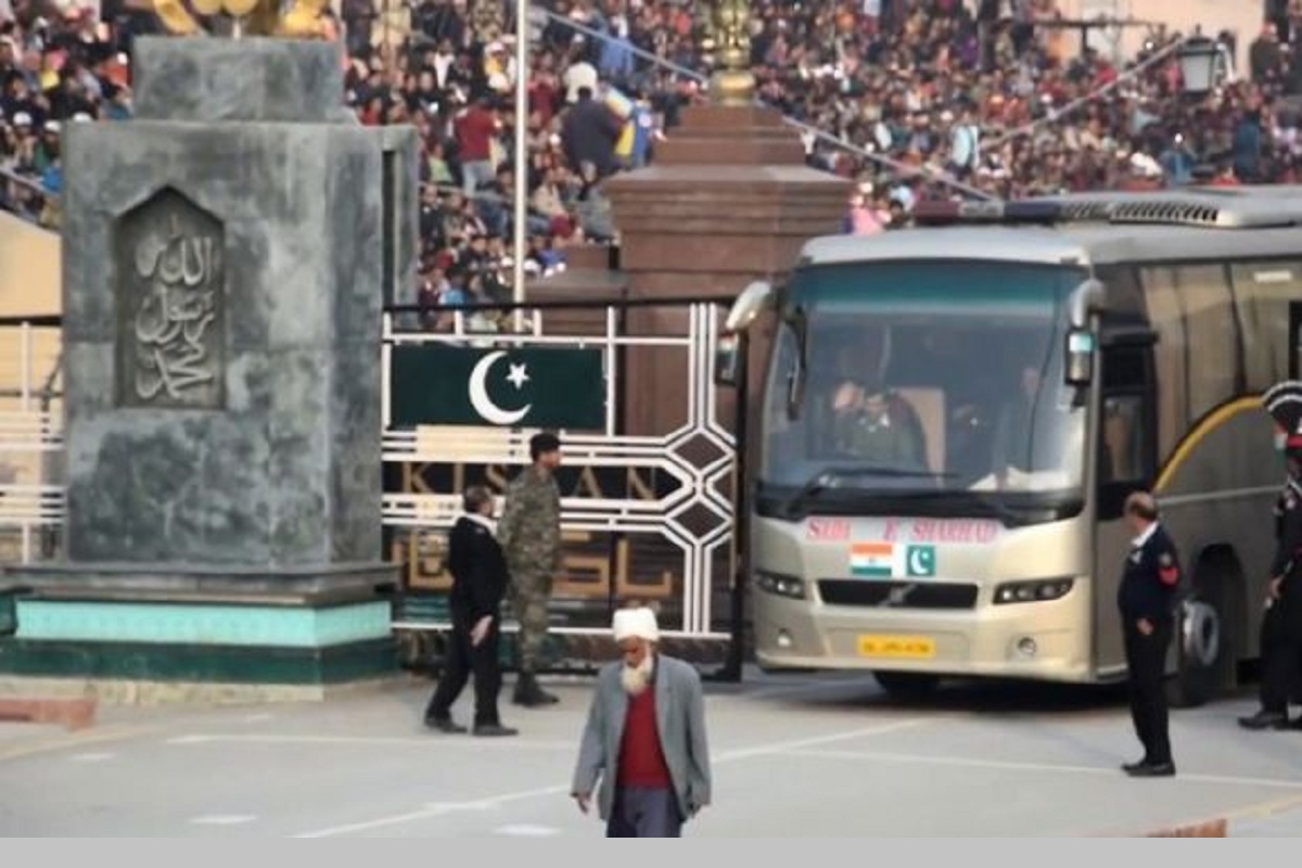 India repatriates 193 Pakistani nationals amid lockdown
