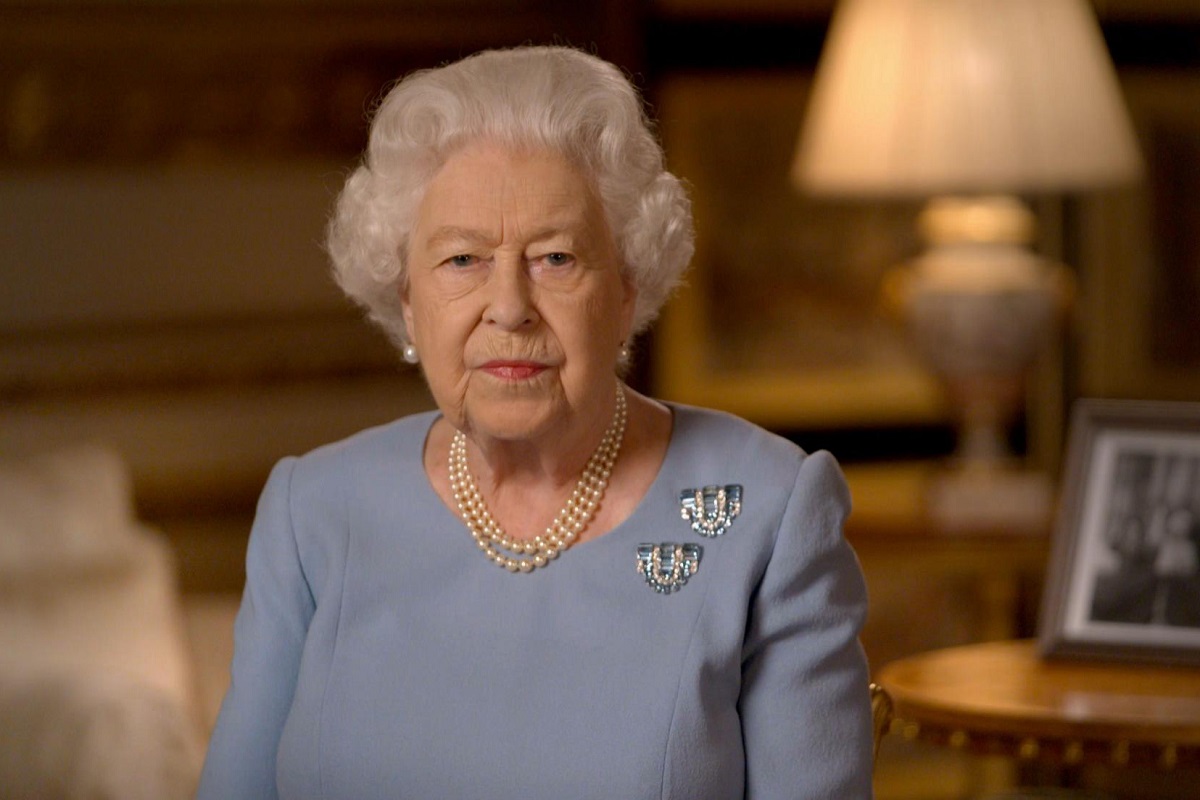 ‘Never give up’: Queen Elizabeth to Britain in tribute to World War II generation