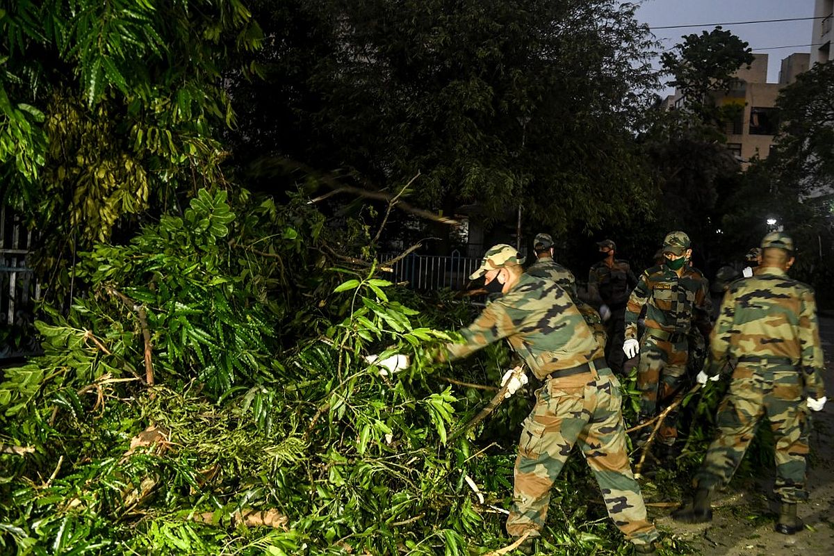 Army provides troops to West Bengal as authorities asks for support to deal with Amphan aftermath